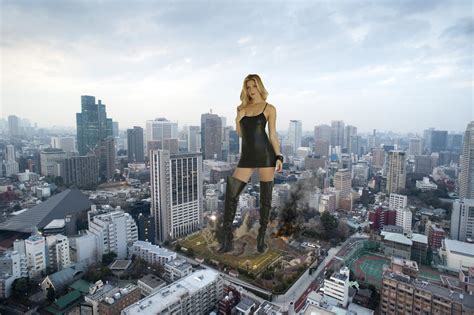 giantess porn city|Giantess City Porn Videos 